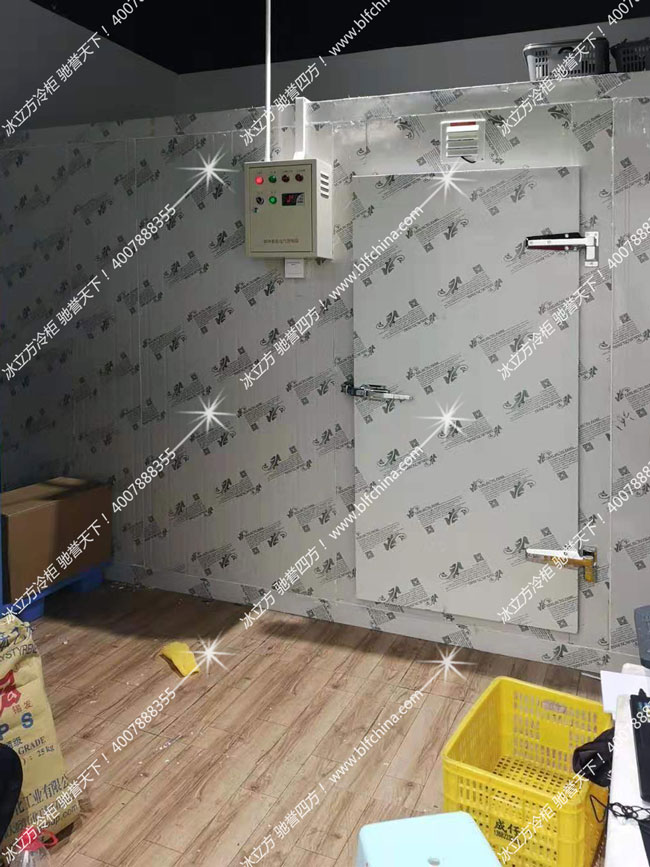 受宠若惊！新开门店鲜花保鲜库亮了！